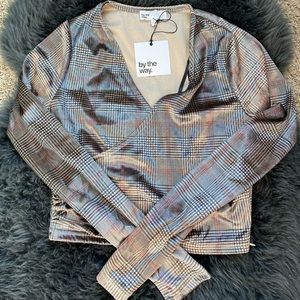 Cross body long sleeve crop top